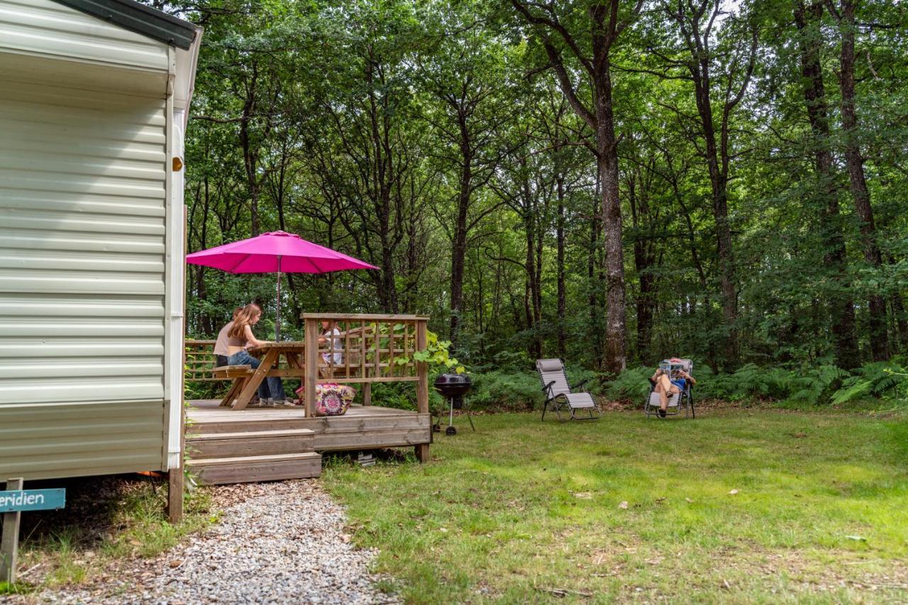 Camping Bois De St Hilaire Chalandray エクステリア 写真