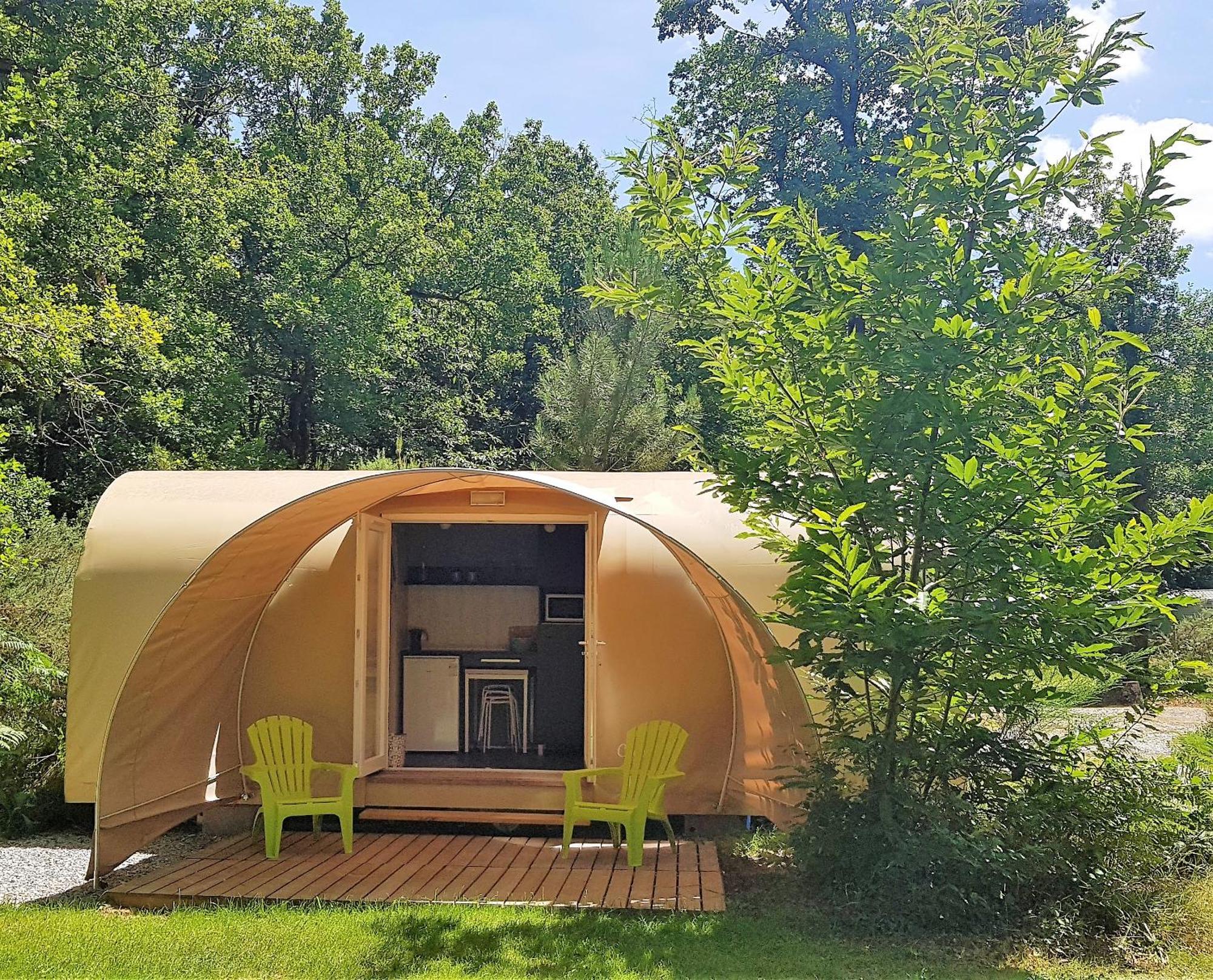 Camping Bois De St Hilaire Chalandray エクステリア 写真